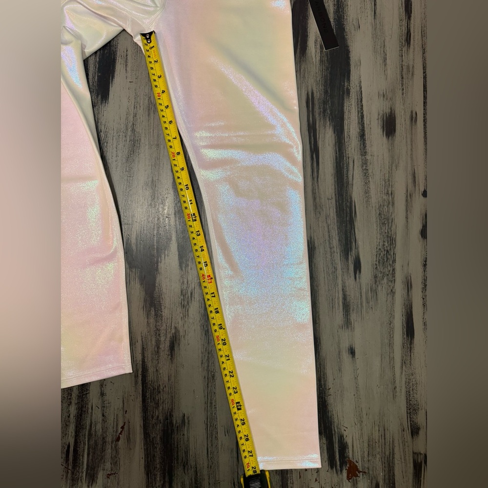 Carbon38 Shimmering White Leggings New with Tags - Picture 6 of 9